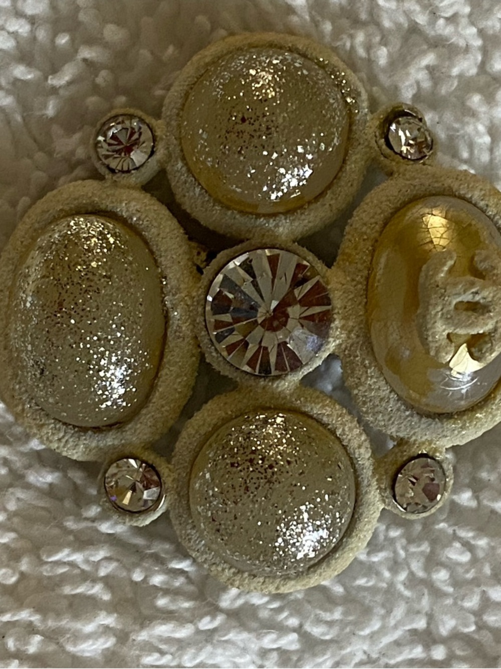 Chanel single earring could be brooch or pendant - Picture 2 of 5